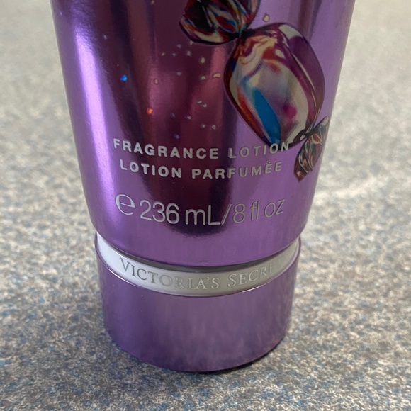 Victoria's Secret Love Spell Candied Body Lotion - Purple - Picture 5 of 8